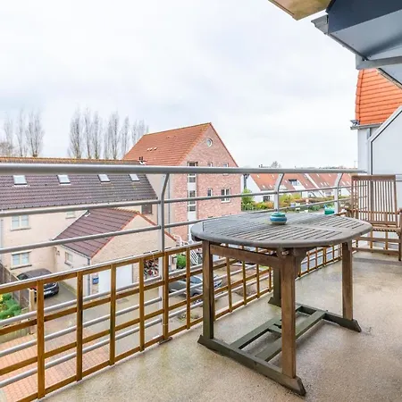 Appartement Met Zwembad In Neoportus Nieuwpoort Exterior photo